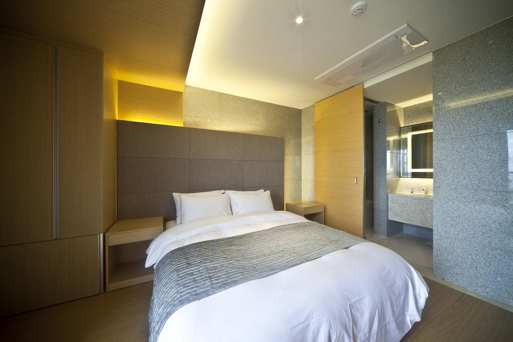 Stanford Hotel And Resort 済州市 エクステリア 写真
